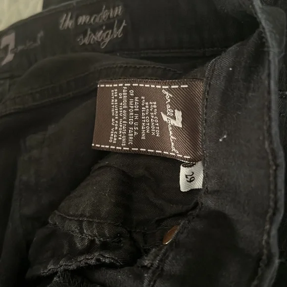 Jean - Picture 3 of 3